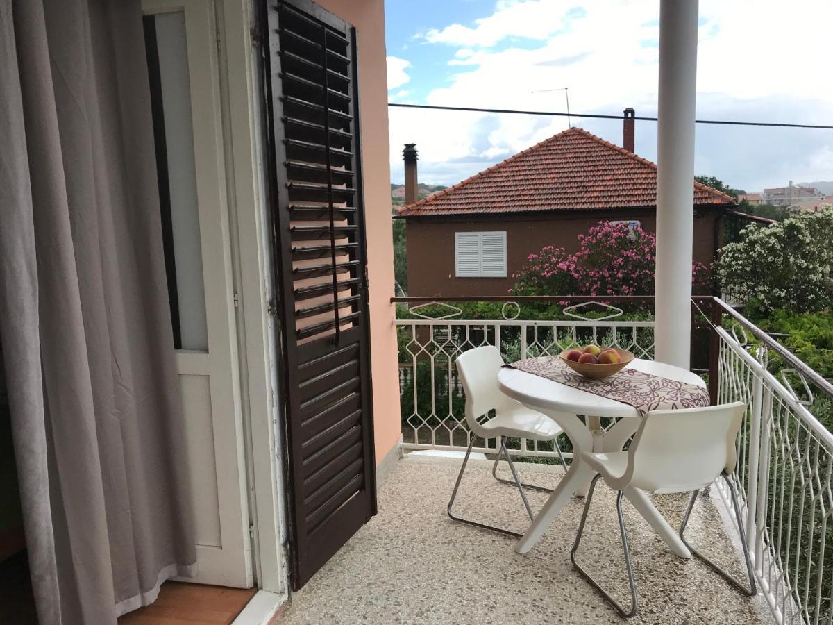 Apartmani Vilma Pakostane Exterior photo