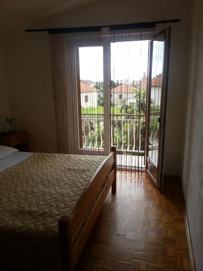 Apartmani Vilma Pakostane Exterior photo